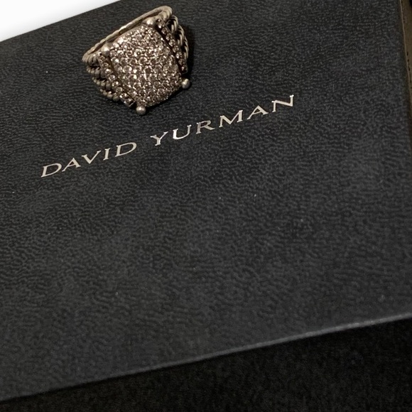 David Yurman Wheaton® Ring with Diamonds - Picture 9 of 10